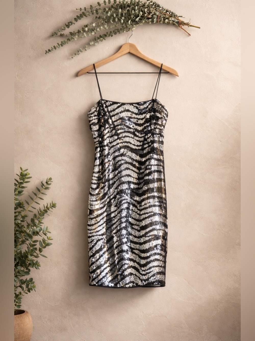 Aidan Mattox Zebra Sequin Dress Black Silver 6 NWT